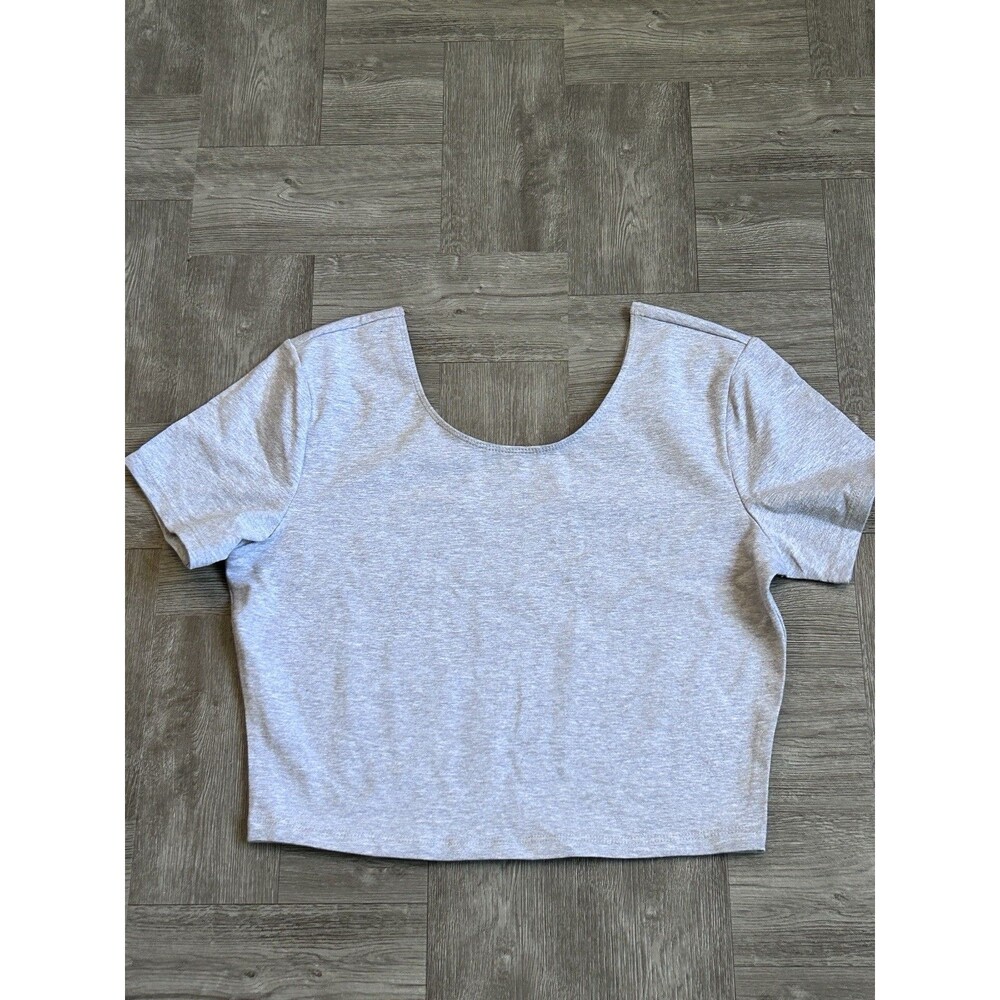 American Apparel Heather Gray Cropped Scoop Neck T-Shirt Women’s Medium NWOT